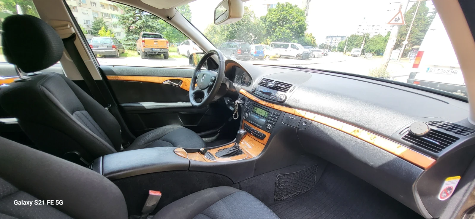 Mercedes-Benz E 220 Elegance EVO, снимка 5 - Автомобили и джипове - 55172526