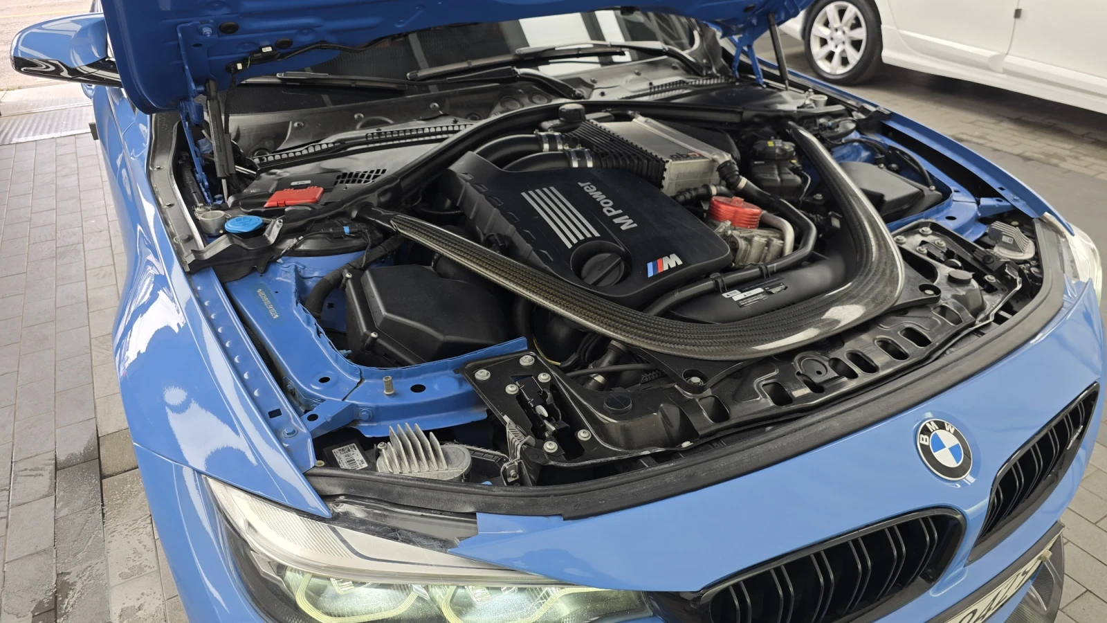 BMW M3 Sedan Competition, снимка 17 - Автомобили и джипове - 55393121