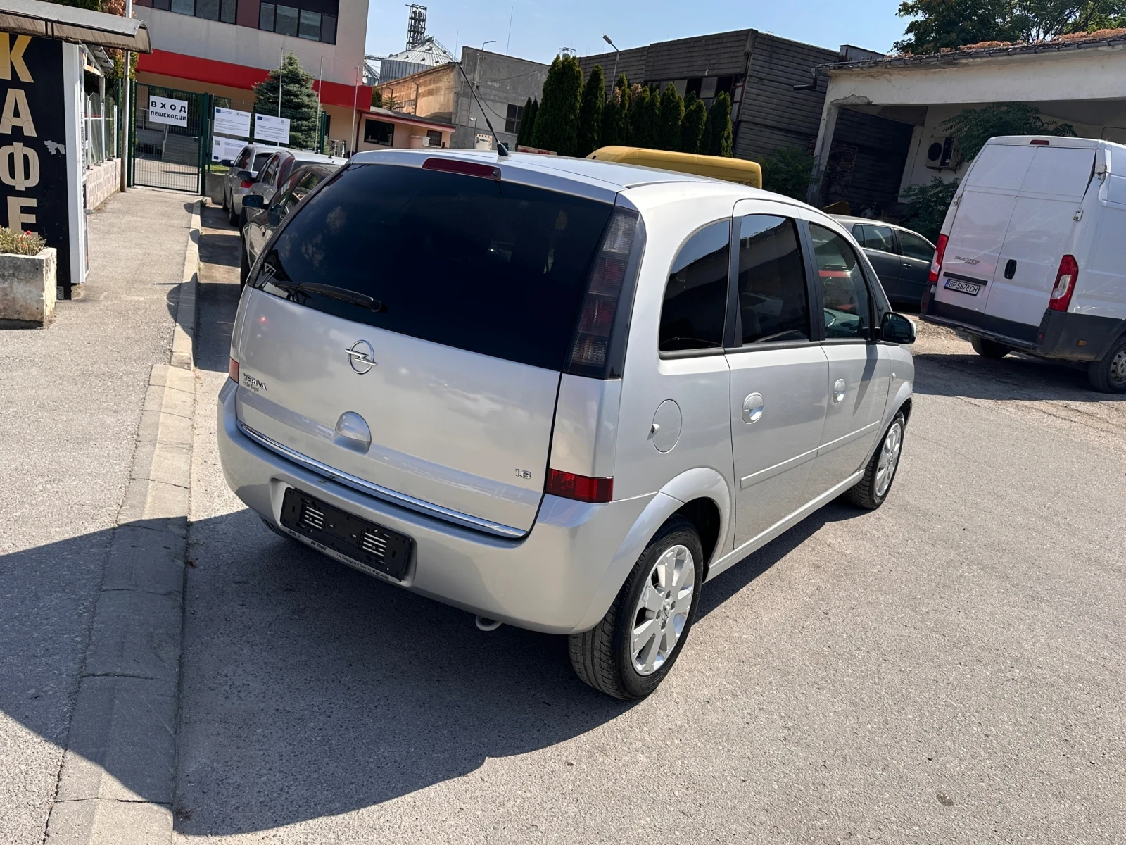 Opel Meriva 1.6i GAZ - РЕАЛНИ КИЛОМЕТРИ , снимка 5 - Автомобили и джипове - 55569941