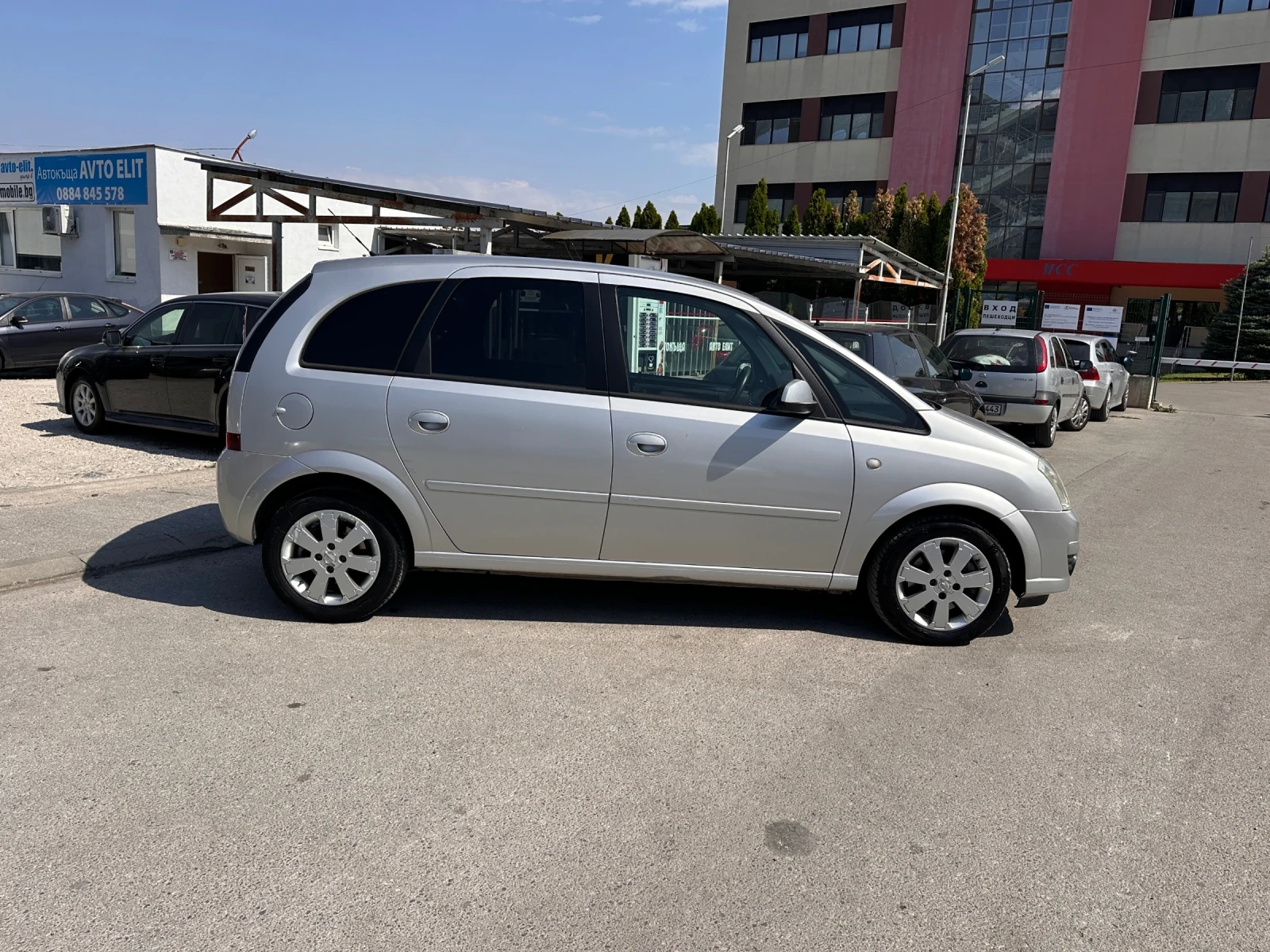 Opel Meriva 1.6i GAZ - РЕАЛНИ КИЛОМЕТРИ , снимка 4 - Автомобили и джипове - 55569941
