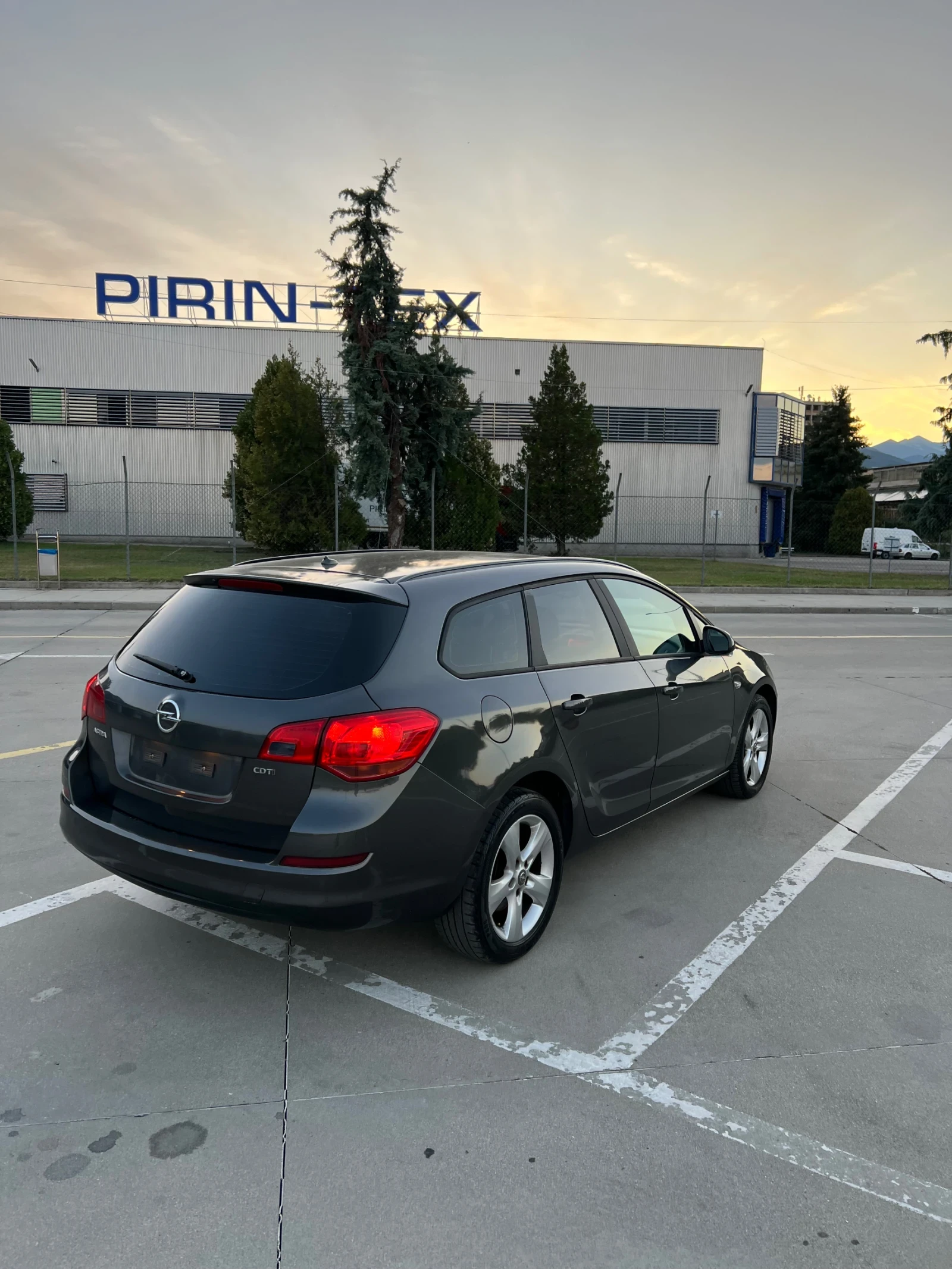 Opel Astra, снимка 6 - Автомобили и джипове - 56126072