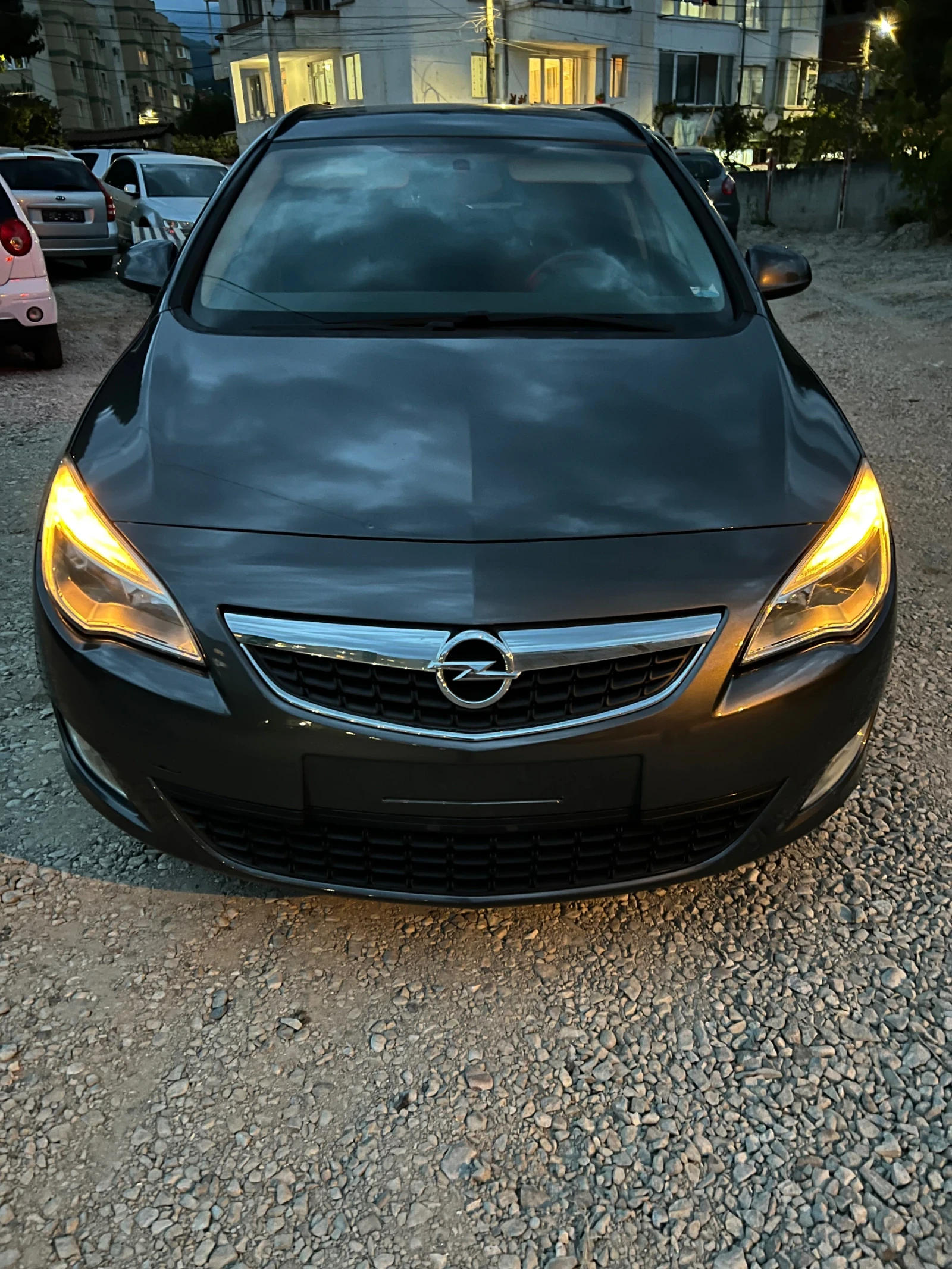 Opel Astra, снимка 3 - Автомобили и джипове - 56046611