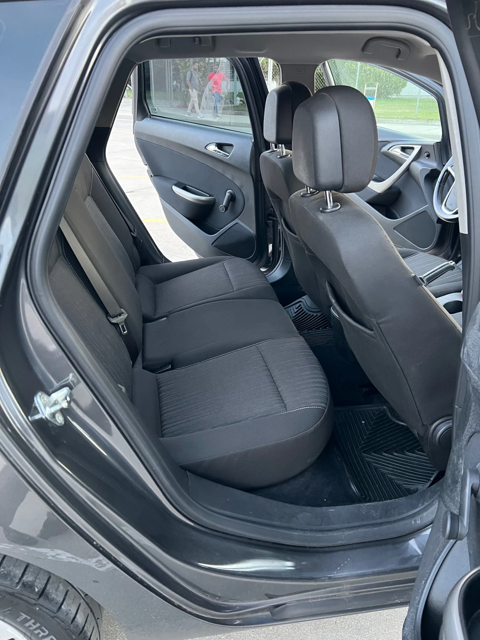 Opel Astra, снимка 9 - Автомобили и джипове - 56126072