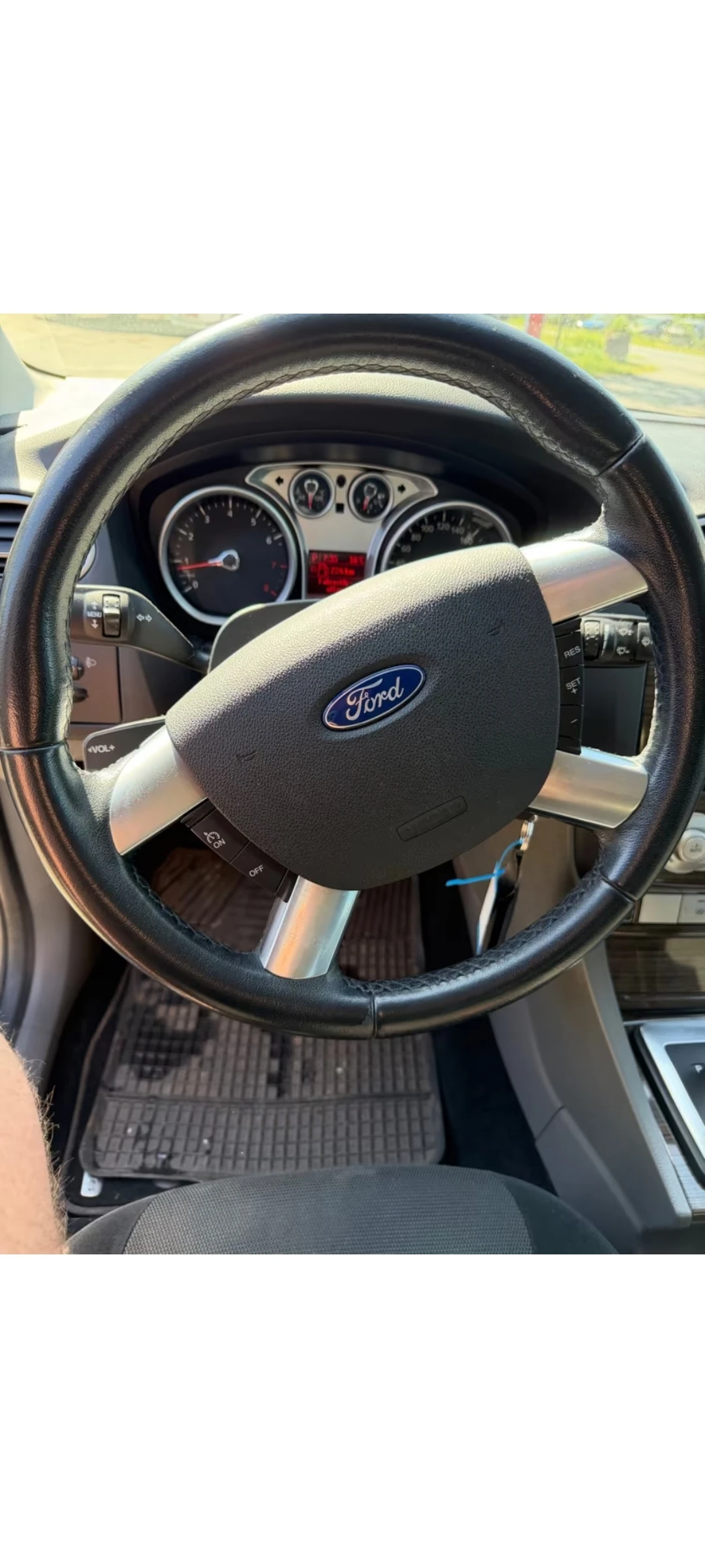 Ford Focus 2.0 ГАЗ, снимка 8 - Автомобили и джипове - 56167904