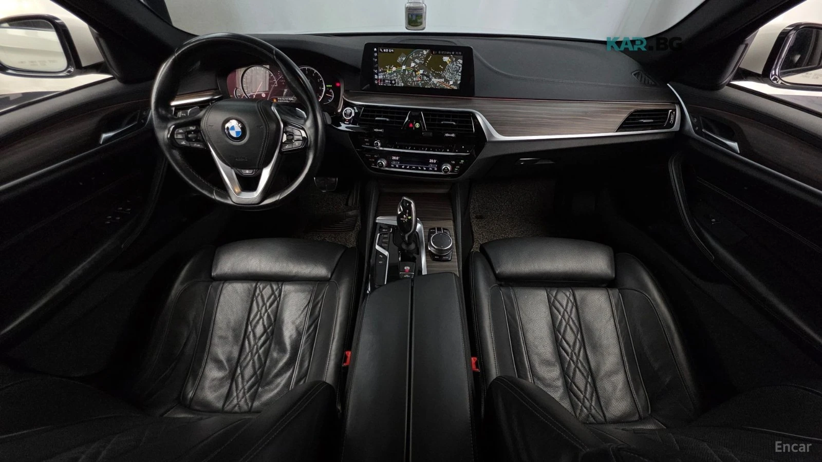 BMW 530 М* ОБДУХВАНЕ* 360 КАМЕРА* ДИСТРОНИК* HEADUP* PANO, снимка 7 - Автомобили и джипове - 56169759