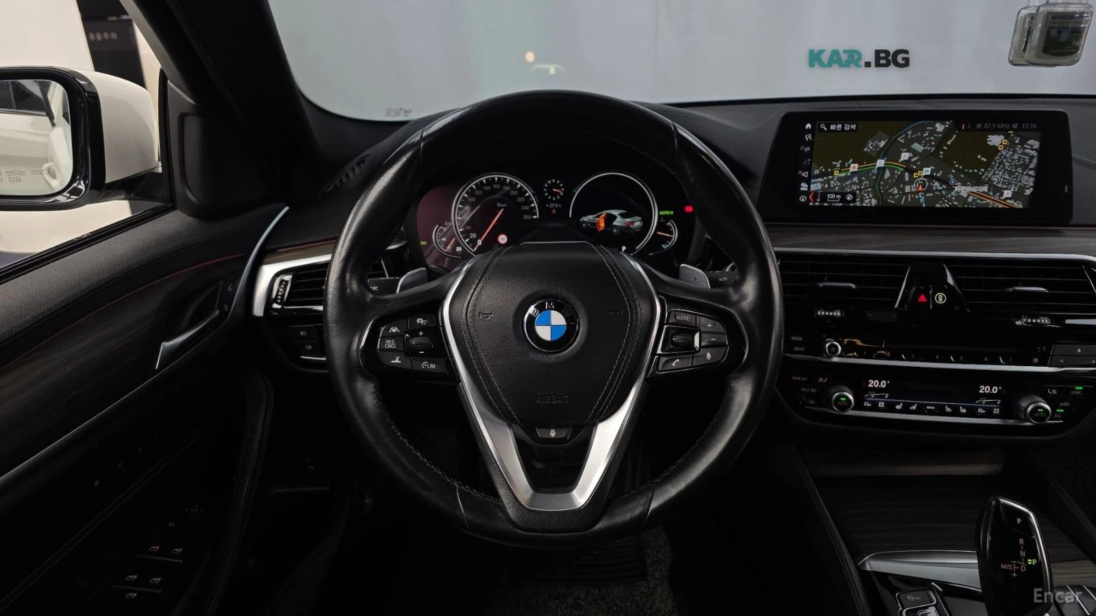 BMW 530 М* ОБДУХВАНЕ* 360 КАМЕРА* ДИСТРОНИК* HEADUP* PANO, снимка 13 - Автомобили и джипове - 56169759