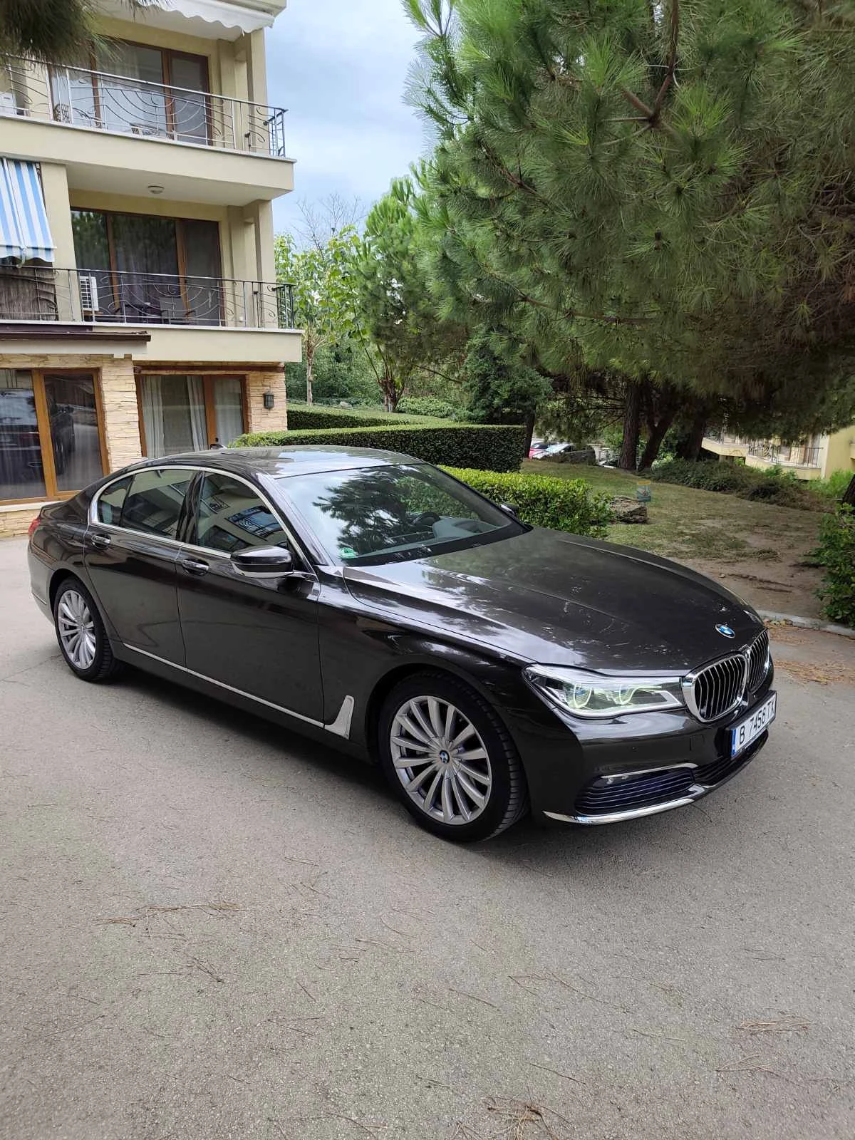BMW 740, снимка 2 - Автомобили и джипове - 56267971