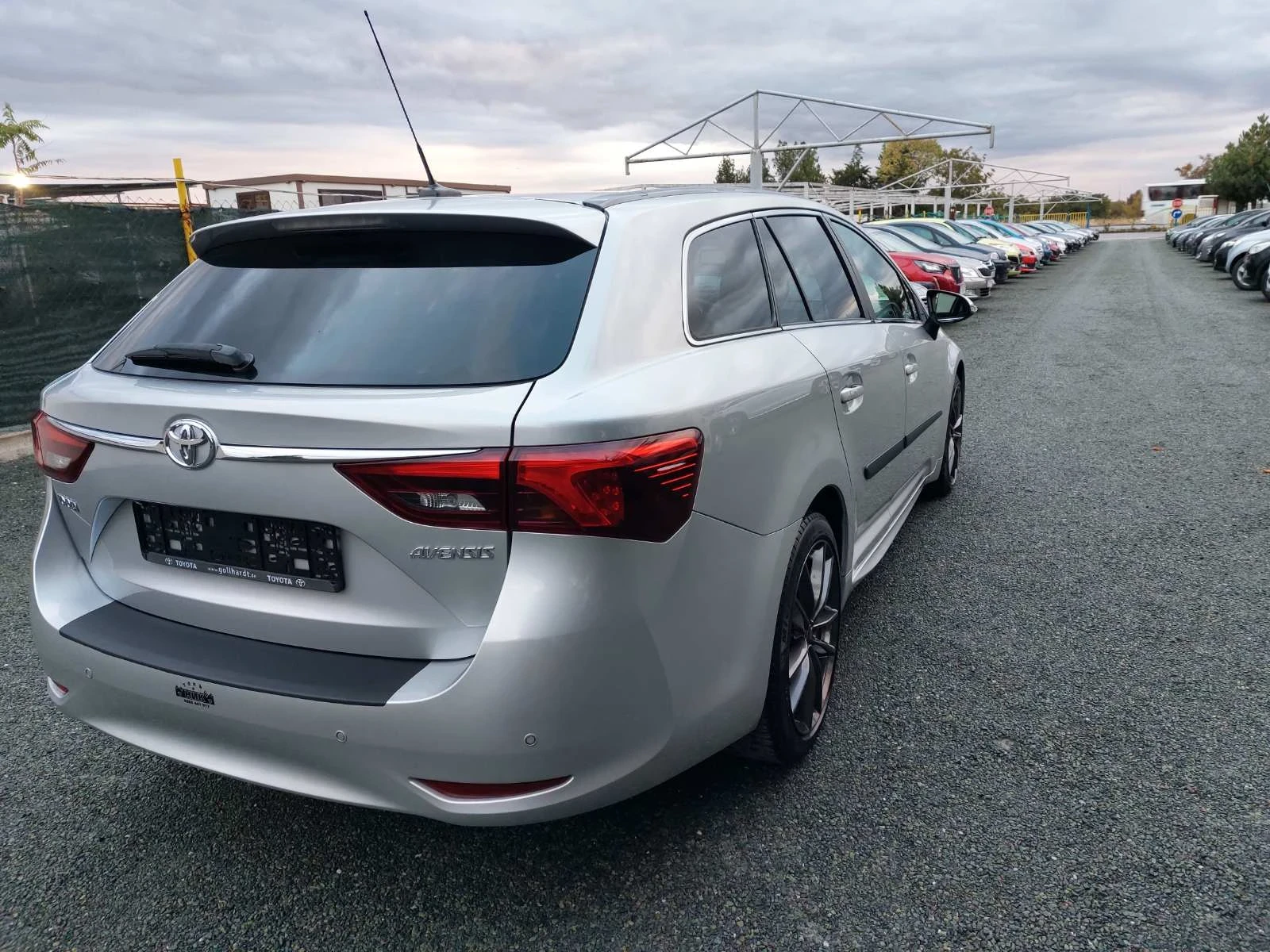 Toyota Avensis 2.0D, 6��, ���.�����  | Mobile.bg � ����������� 6