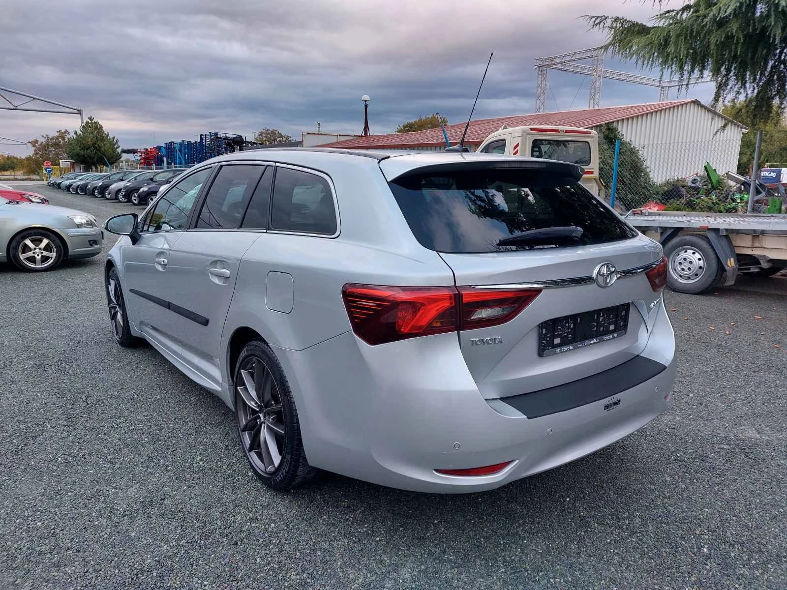 Toyota Avensis 2.0D, 6��, ���.�����  | Mobile.bg � ����������� 8