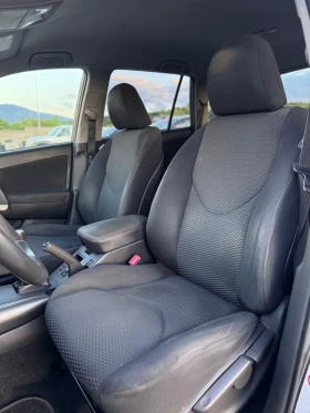 Toyota Rav4 2.2D-CAT LUXARY 4x4, снимка 13