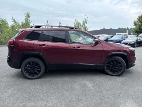 Jeep Cherokee * North Special Edition * CARFAX * БЕЗ ПЪРВОНАЧАЛН | Auto.bg — изображение 3