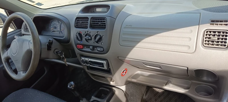 Suzuki Ignis, снимка 10 - Автомобили и джипове - 47470586