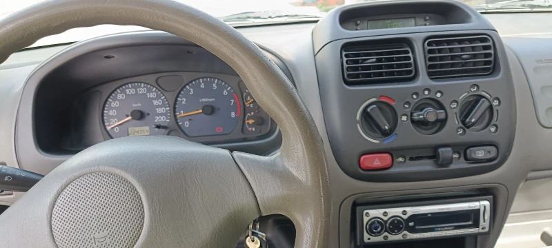 Suzuki Ignis, снимка 6 - Автомобили и джипове - 47470586