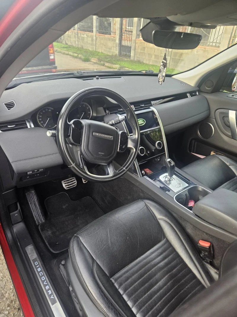 Land Rover Discovery Sport, снимка 7 - Автомобили и джипове - 52497627