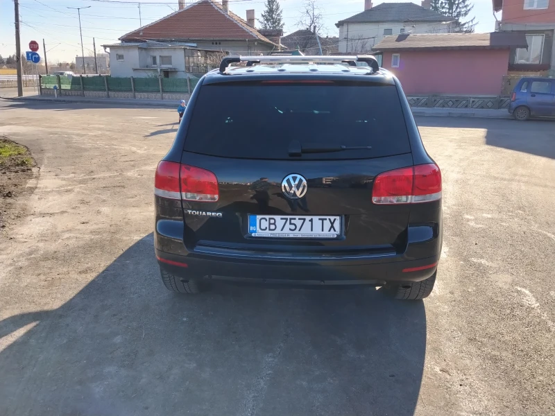 VW Touareg 3.2 Ръчна Кутия , снимка 2 - Автомобили и джипове - 52707298