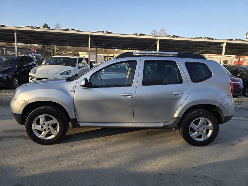 Dacia Duster 1.6i 110к.с фабрична газ , снимка 7 - Автомобили и джипове - 52738337