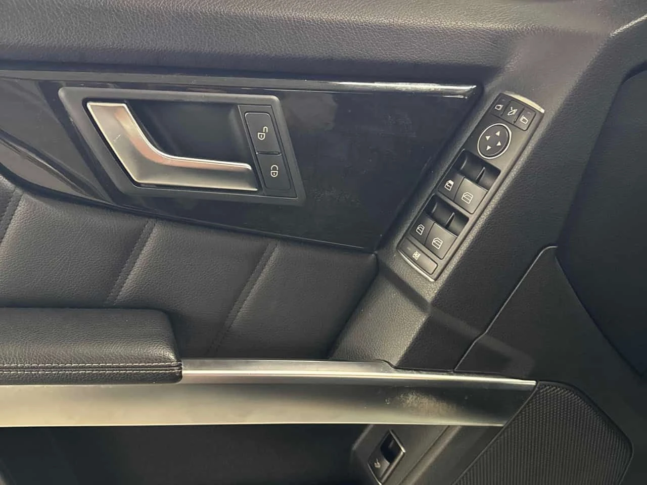 Mercedes-Benz GLK * 350 * CARFAX * PANO * КАМЕРА - изображение 10