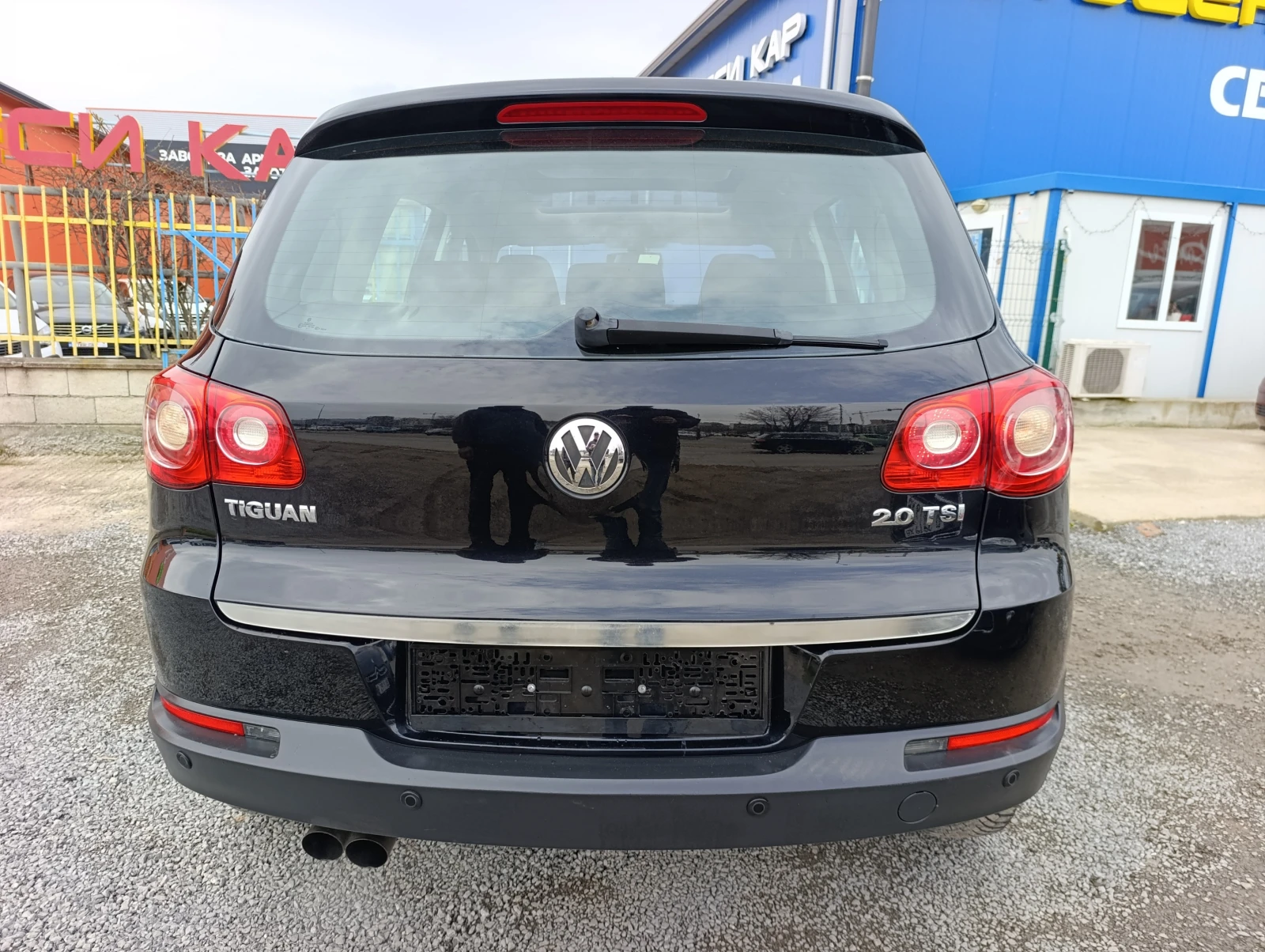 VW Tiguan 2.0 TSI 4x4, снимка 7 - Автомобили и джипове - 53968176