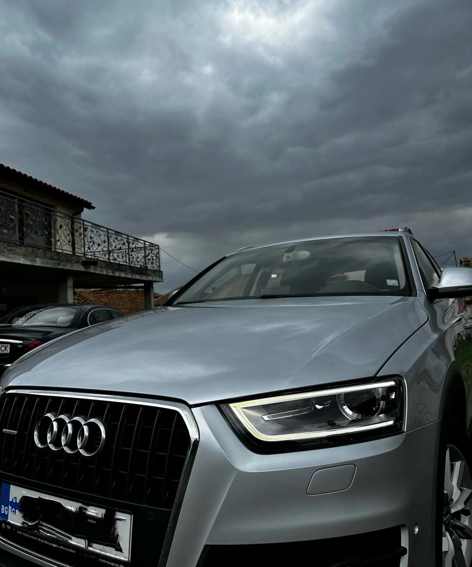 Audi Q3 2.0 TFSI quattro, снимка 2 - Автомобили и джипове - 54427602