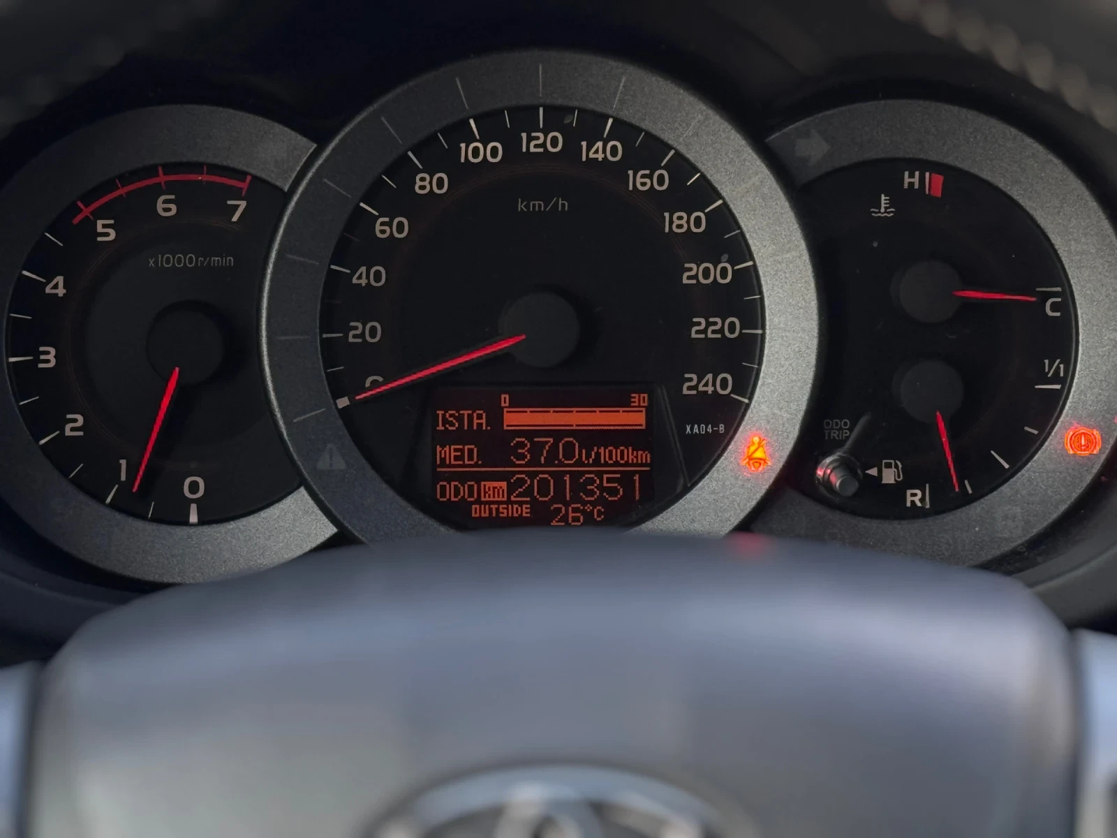 Toyota Rav4 2.2D-CAT LUXARY 4x4, снимка 12 - Автомобили и джипове - 54693247