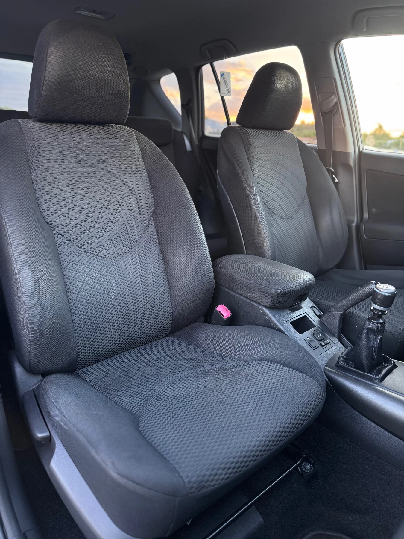 Toyota Rav4 2.2D-CAT LUXARY 4x4, снимка 14 - Автомобили и джипове - 54693247