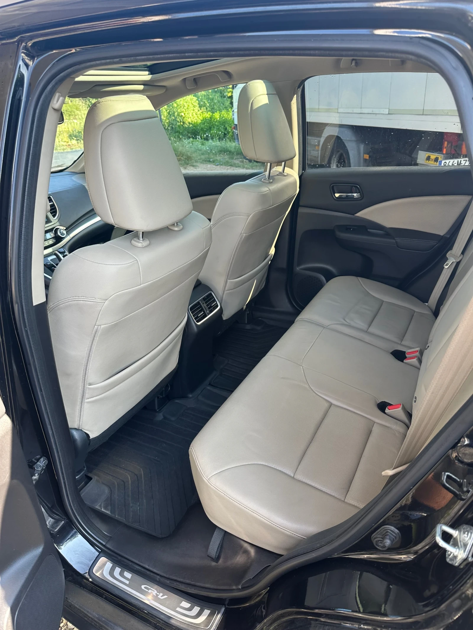 Honda Cr-v 1.6 i-DTEC 4x4 EXECUTIVE/NAVI, снимка 9 - Автомобили и джипове - 55610415