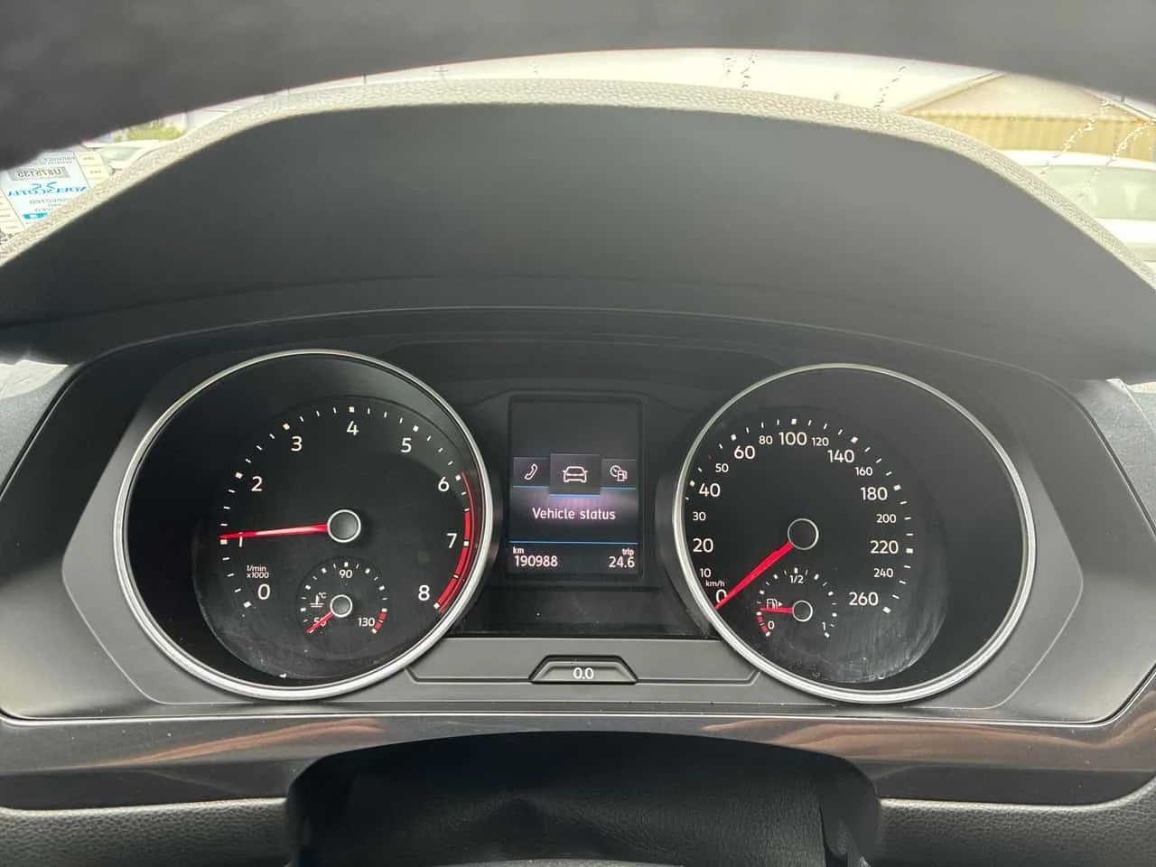 VW Tiguan Comfortline | CARFAX | АВТОФИНАНСИРАНЕ, снимка 8 - Автомобили и джипове - 56185753