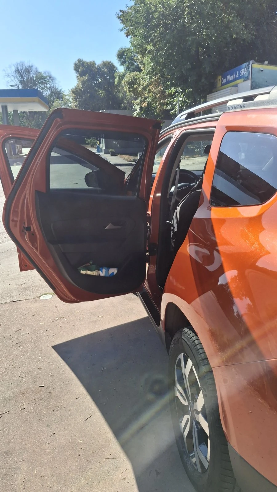 Dacia Duster, снимка 5 - Автомобили и джипове - 56317312