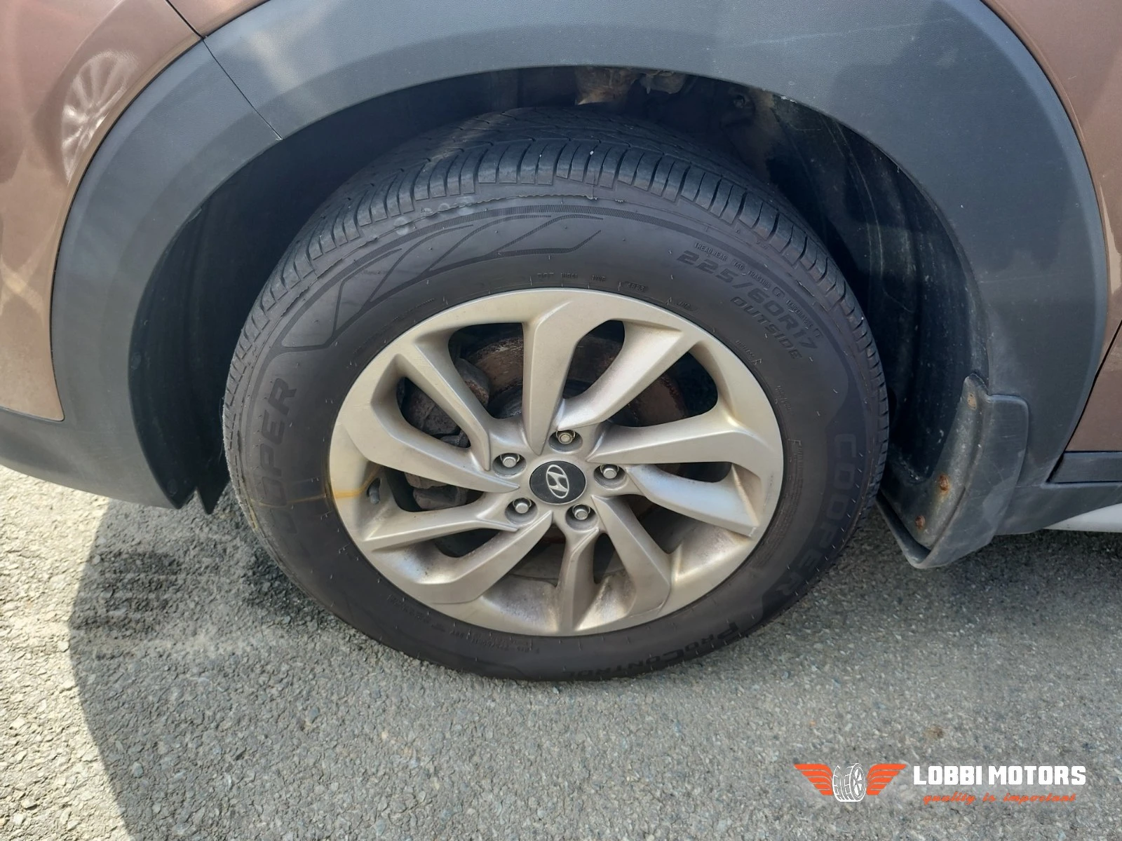 Hyundai Tucson, снимка 4 - Автомобили и джипове - 56431332