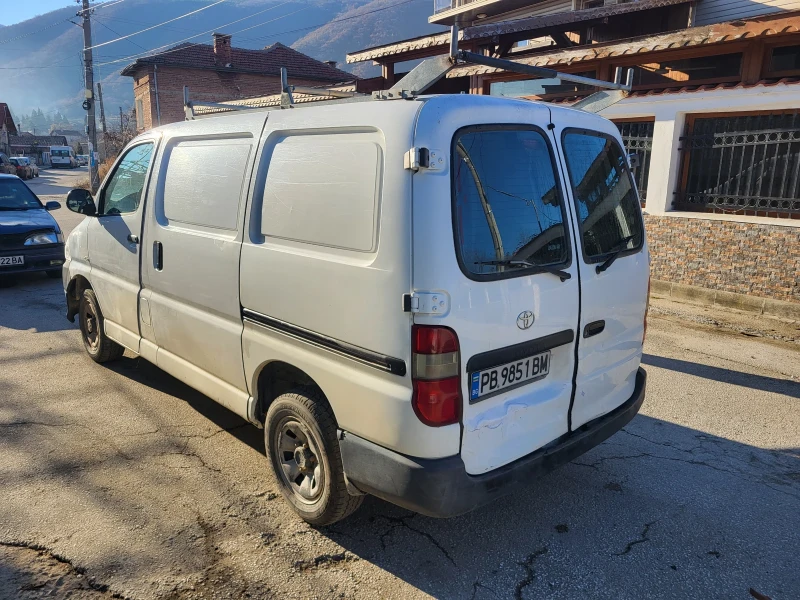 Toyota Hiace 2.5 D4D 4x4 klima, снимка 5 - Бусове и автобуси - 48838239