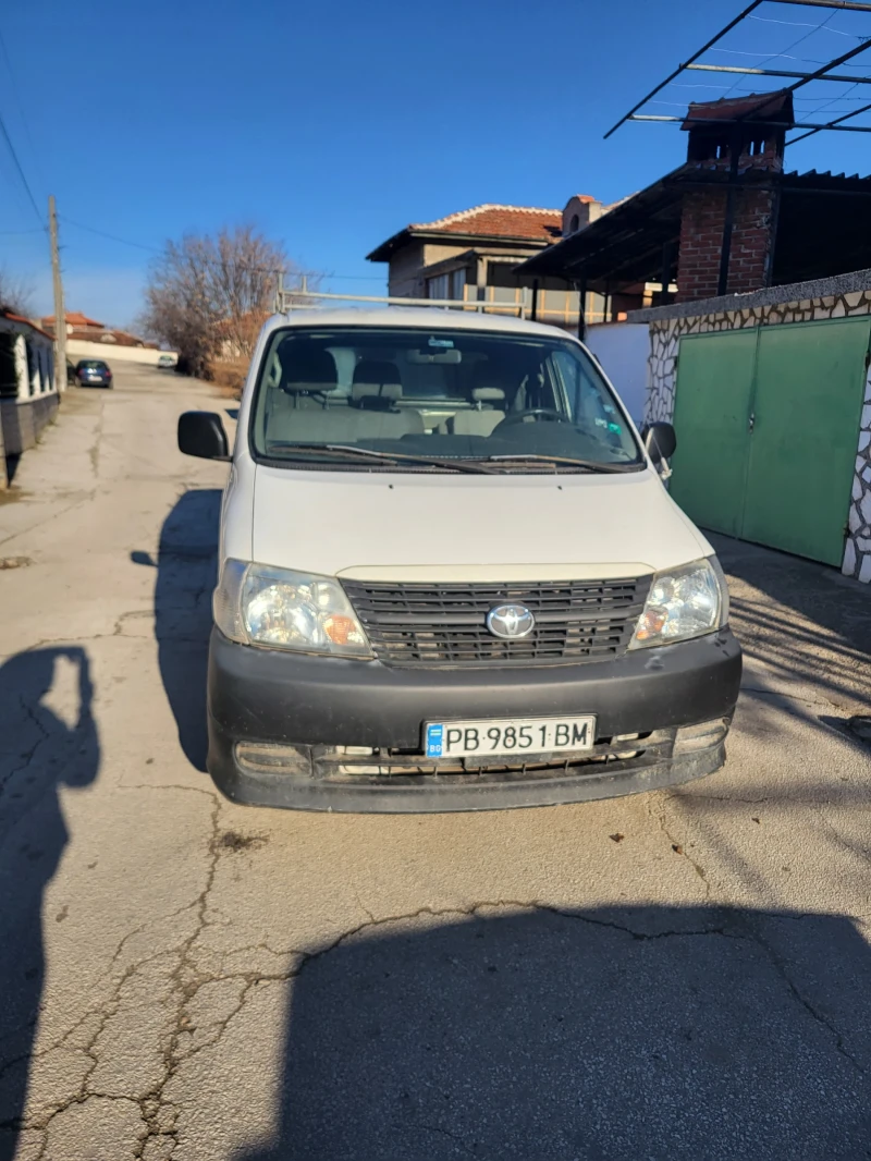 Toyota Hiace 2.5 D4D 4x4 klima, снимка 1 - Бусове и автобуси - 48838239