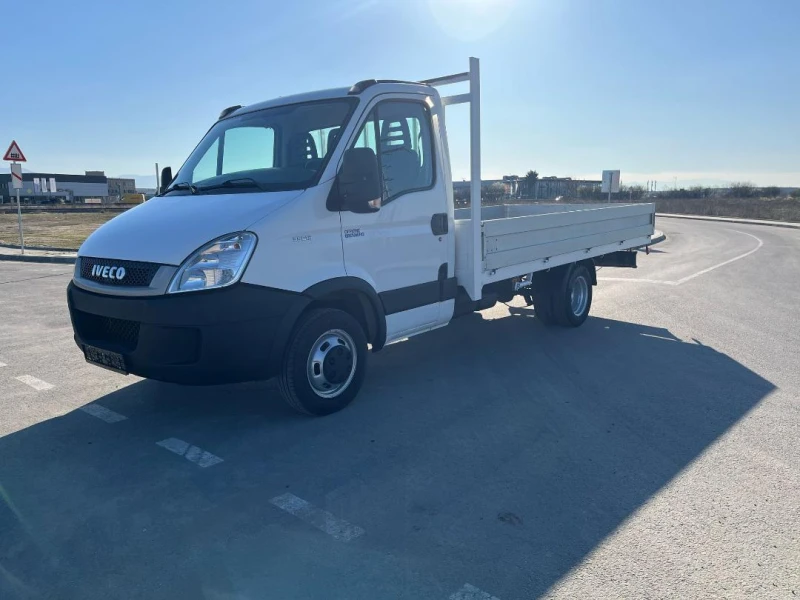 Iveco Daily БОРДОВО 35C13 ЕД.КАБИНА ДВ.ГУМА * КЛИМА* ОТЛИЧНО, снимка 2 - Бусове и автобуси - 49589223