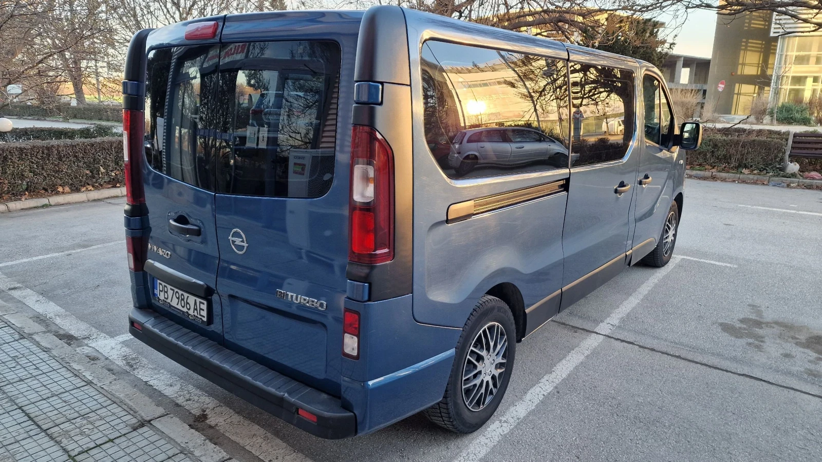 Opel Vivaro Opel Vivaro 1.6-BiTurbo/Дълга база - изображение 6