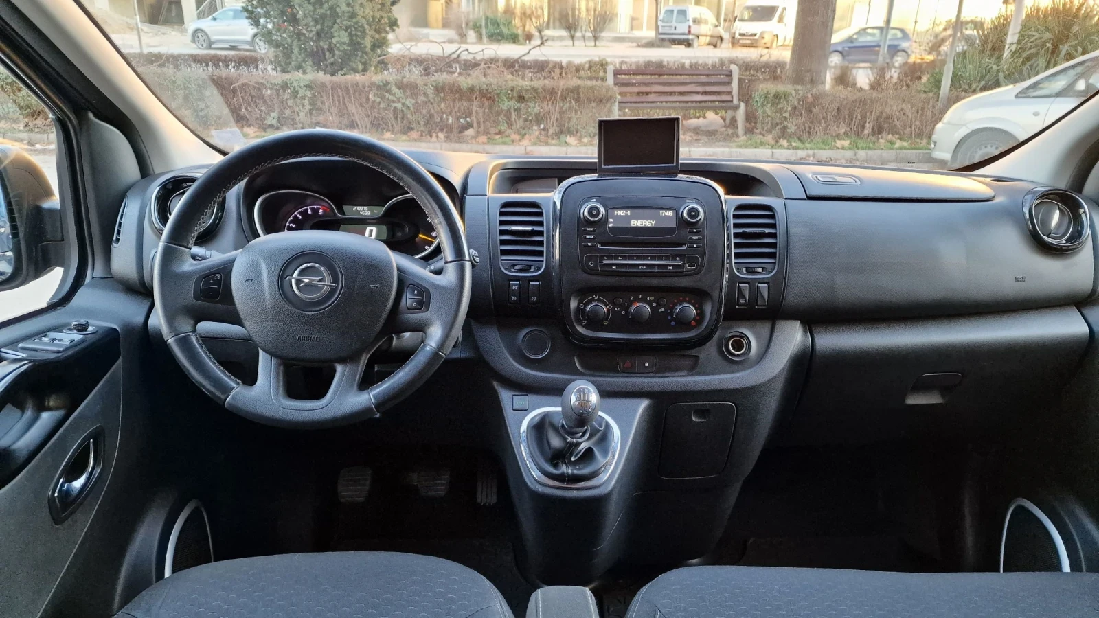 Opel Vivaro Opel Vivaro 1.6-BiTurbo/Дълга база - изображение 9