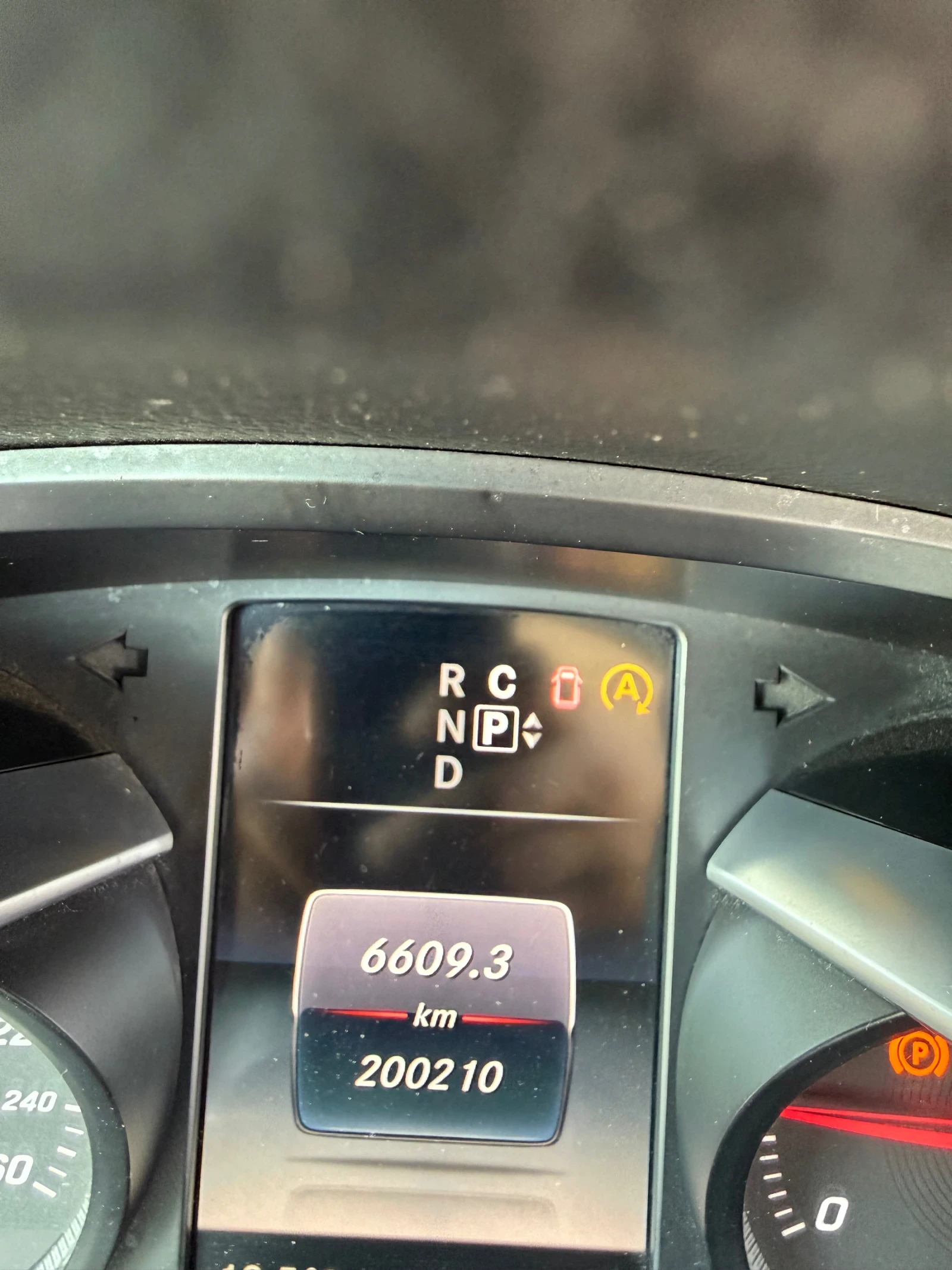 Mercedes-Benz V 220, снимка 13 - Бусове и автобуси - 56103284