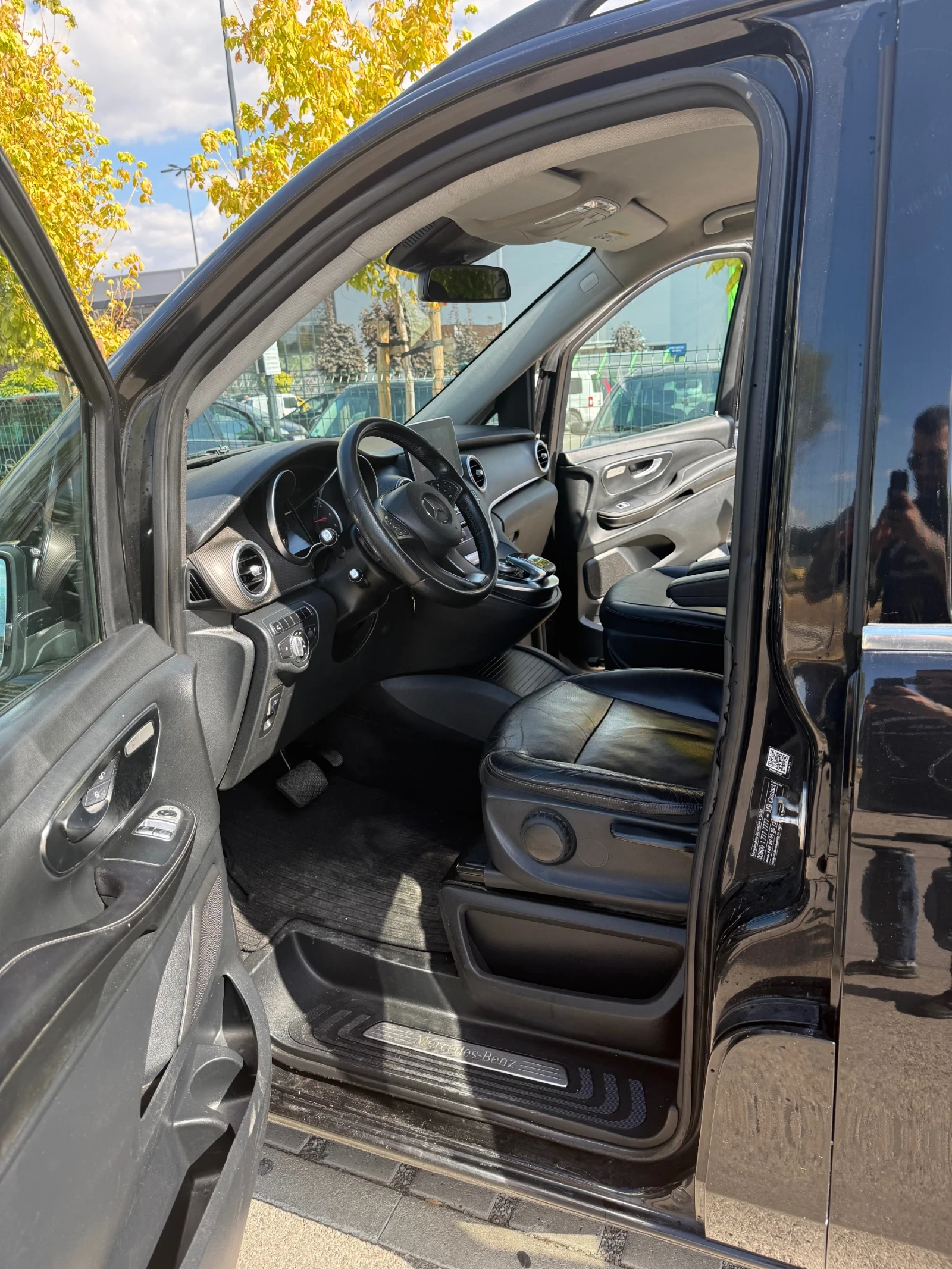 Mercedes-Benz V 220, снимка 9 - Бусове и автобуси - 56103284