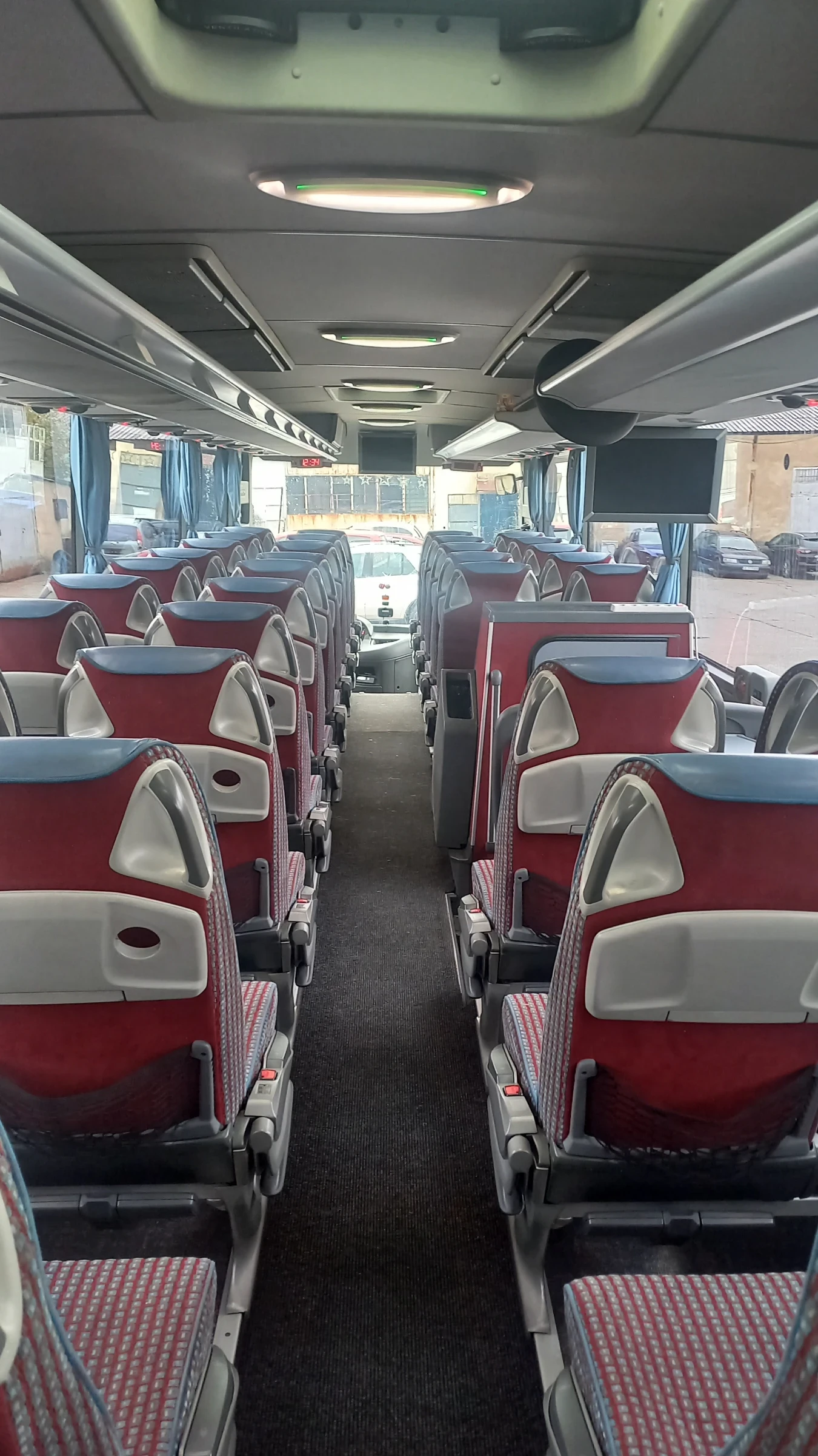 Mercedes-Benz Tourismo O 350 RHD, снимка 12 - Бусове и автобуси - 56159849