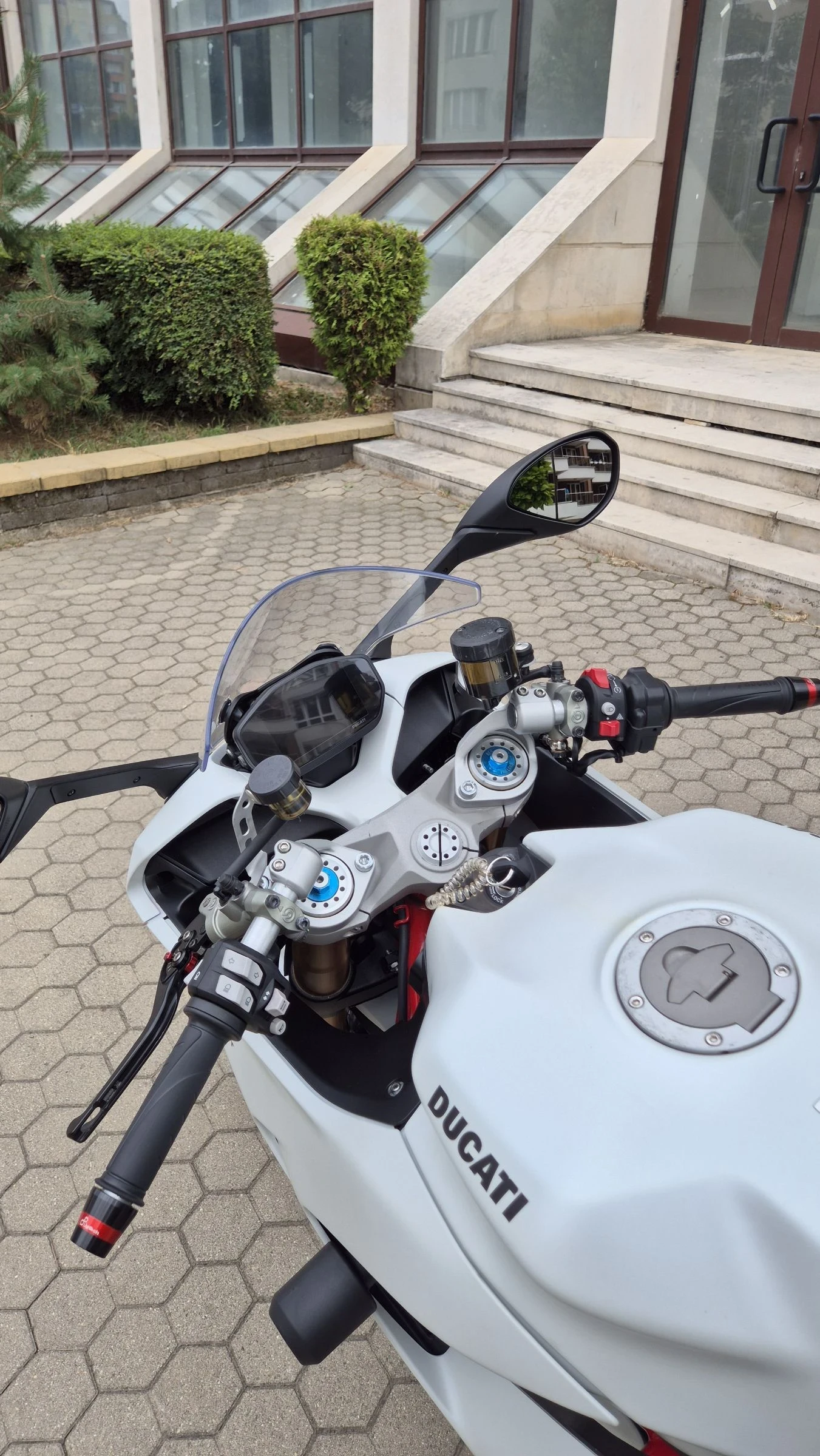 Ducati Supersport 950 S - изображение 10