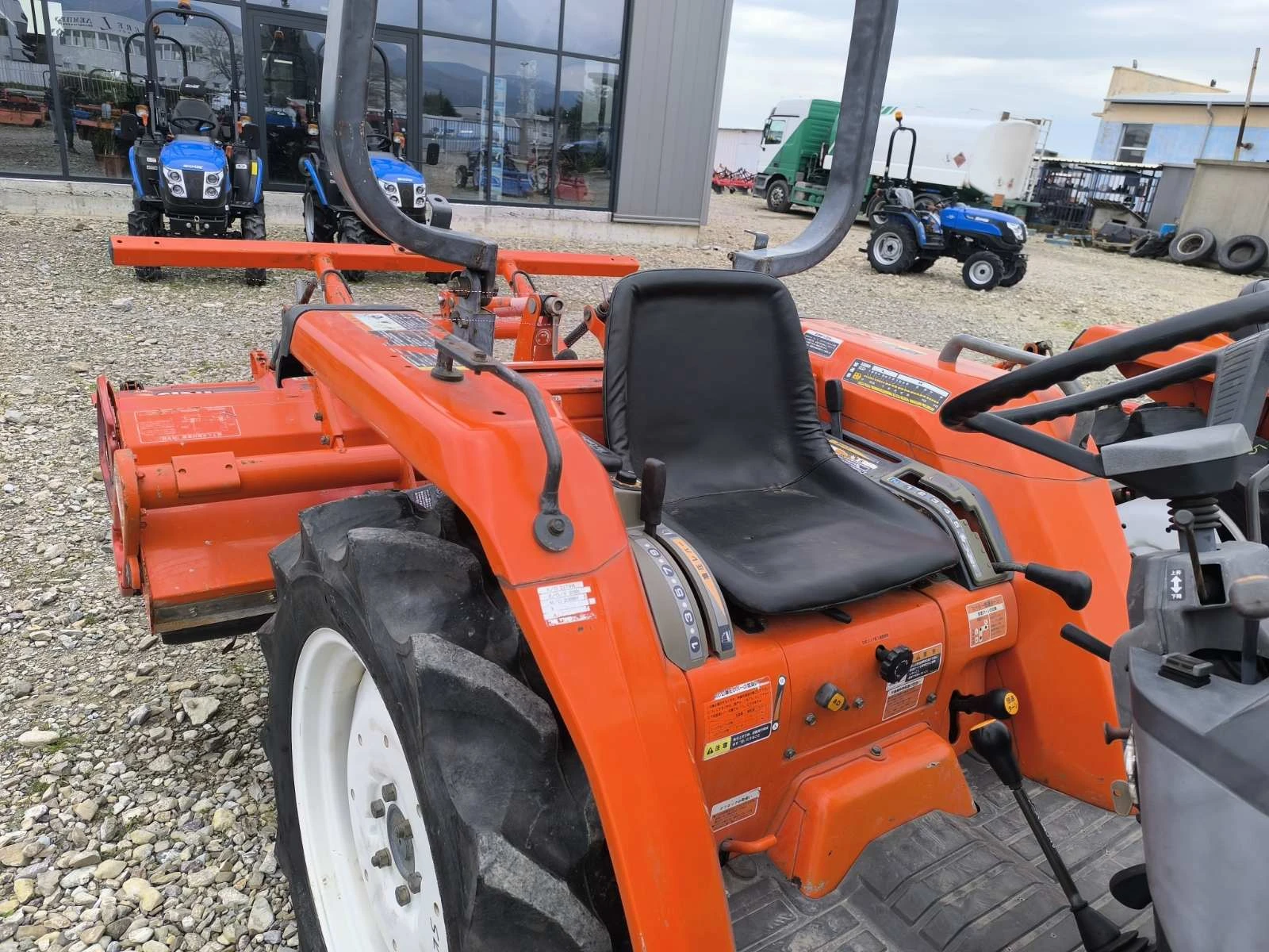 Трактор Kubota Саки агро Сливен, снимка 6 - Селскостопанска техника - 54176933