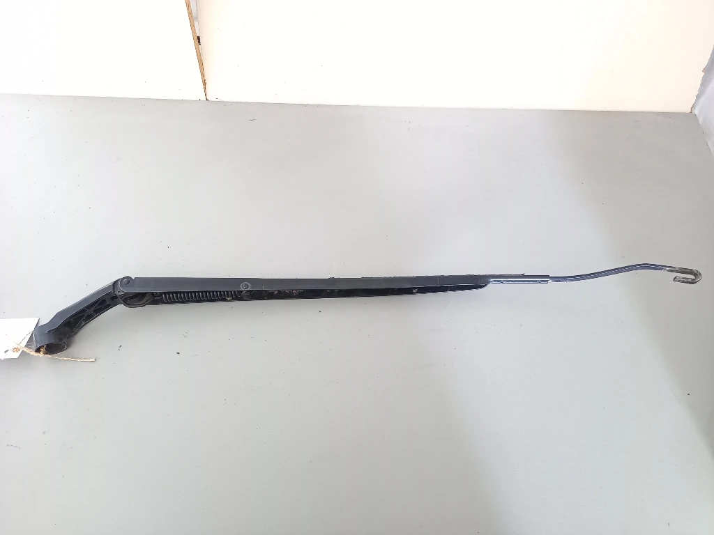 Рамо чистачка ляво Тойота Рав4 (ч)