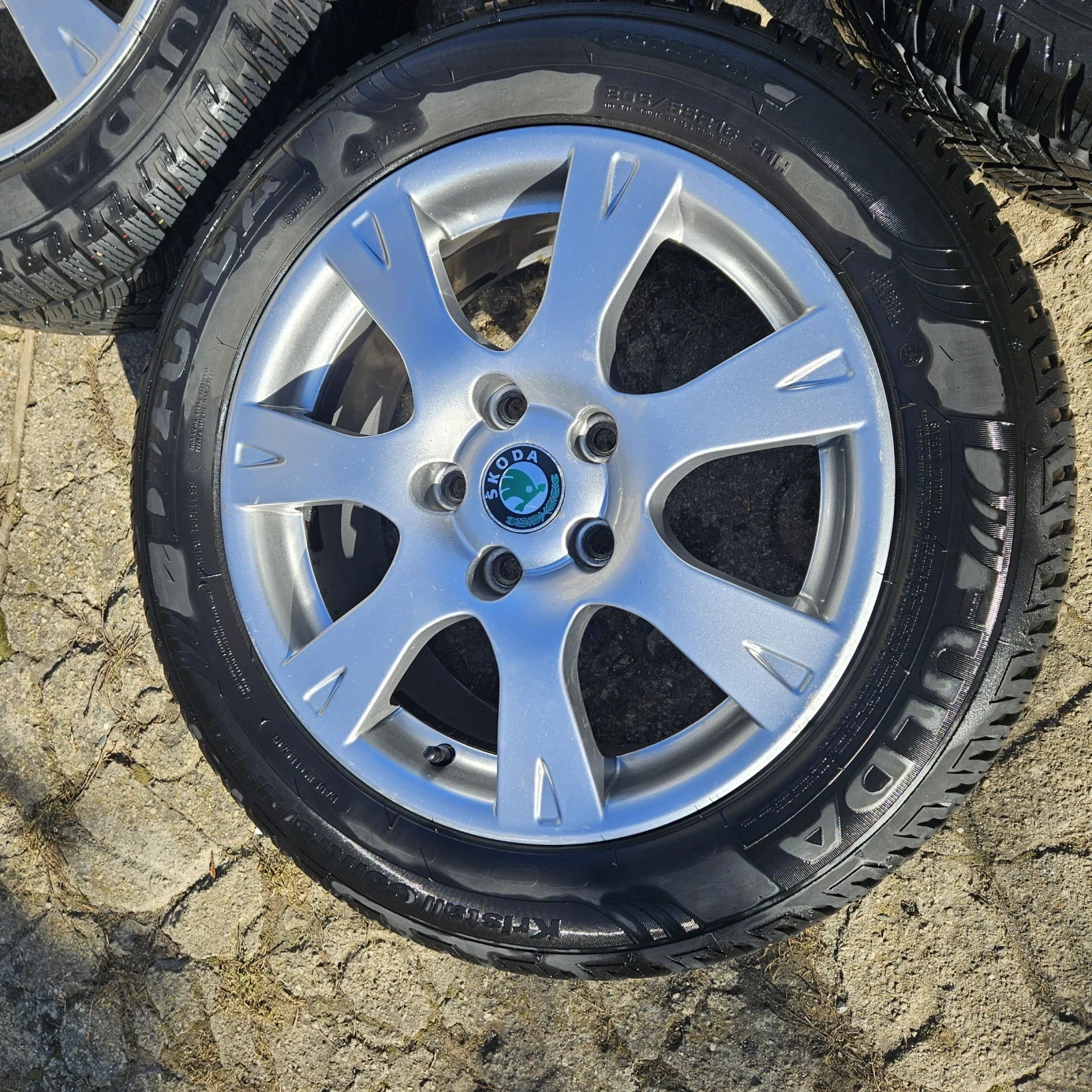    205/55R16 | Mobile.bg   4