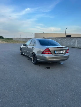 Mercedes-Benz C 220, снимка 3