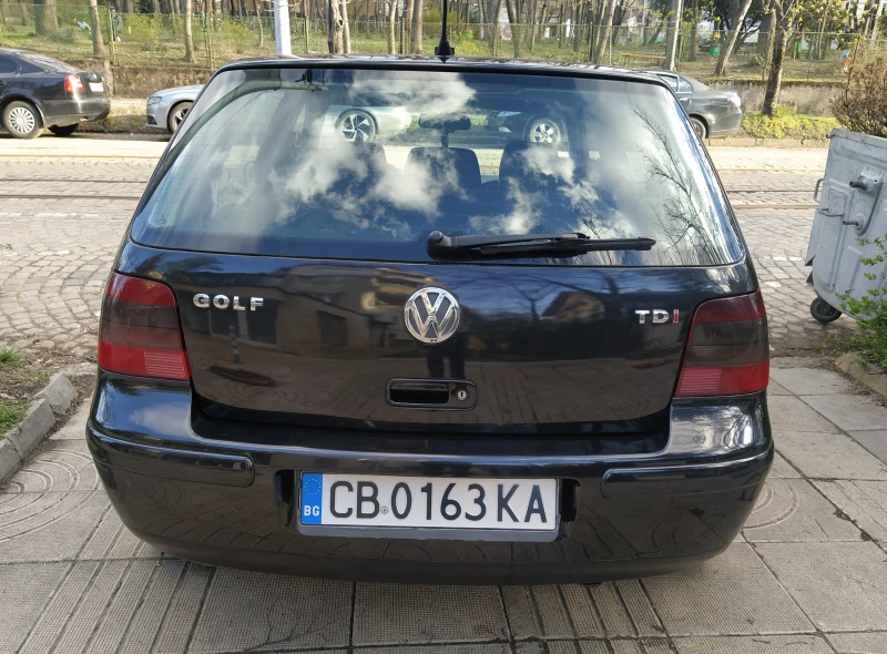 VW Golf 1.9TDI, снимка 6 - Автомобили и джипове - 47530378