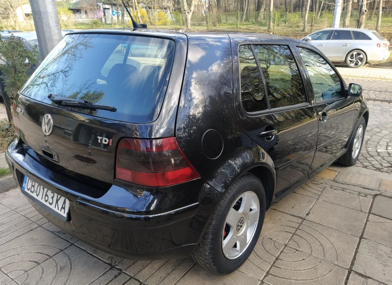 VW Golf 1.9TDI, снимка 5 - Автомобили и джипове - 47530378