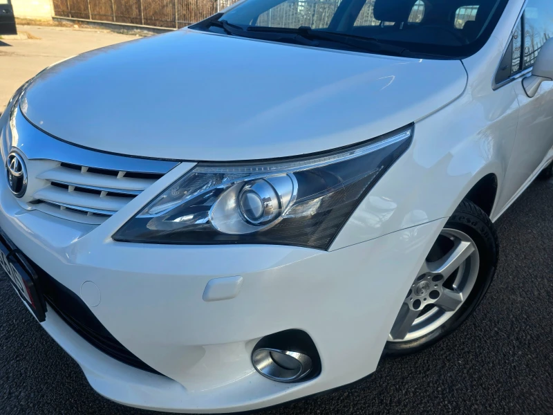 Toyota Avensis 2.0D-4D/FACELIFT/УНИКАТ, снимка 2 - Автомобили и джипове - 48755746