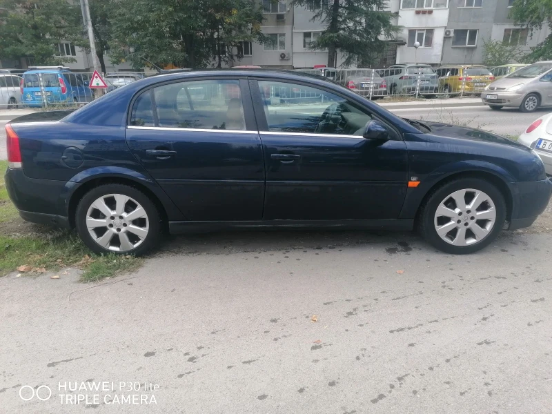 Opel Vectra 2.2 бензин/газ, снимка 4 - Автомобили и джипове - 52263534