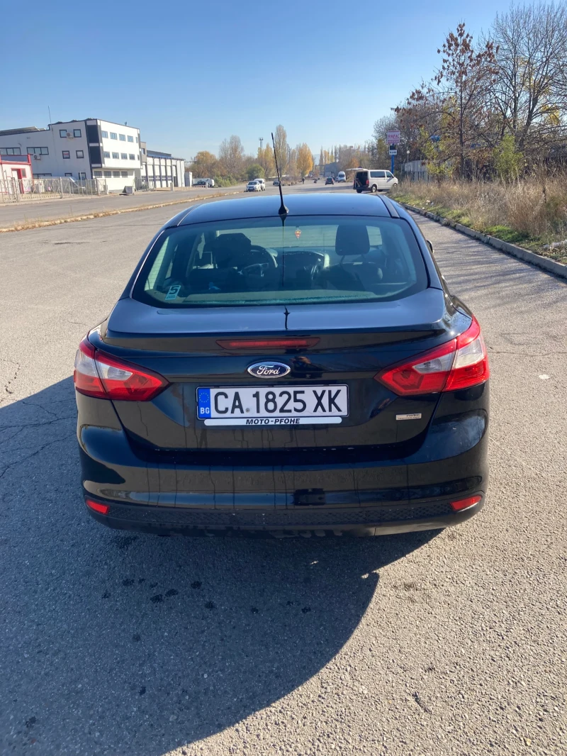 Ford Focus Titanium, снимка 4 - Автомобили и джипове - 52423751