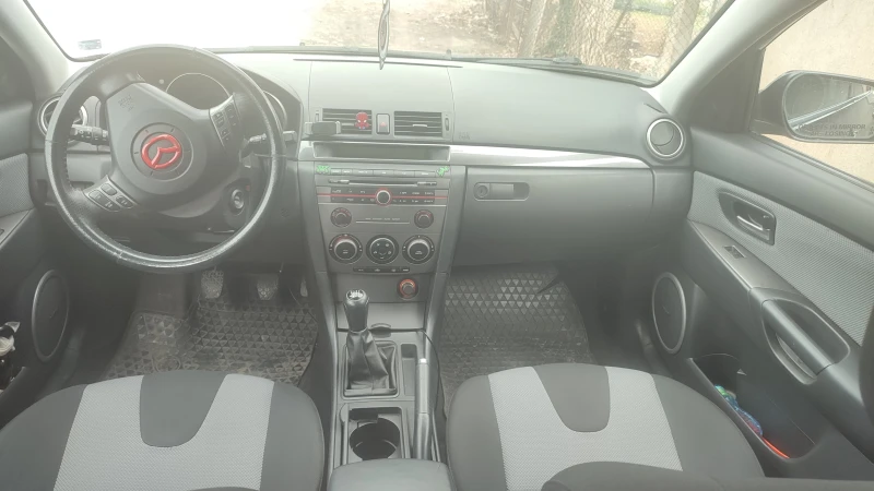 Mazda 3 2.0 MZR-CD, снимка 8 - Автомобили и джипове - 52691437
