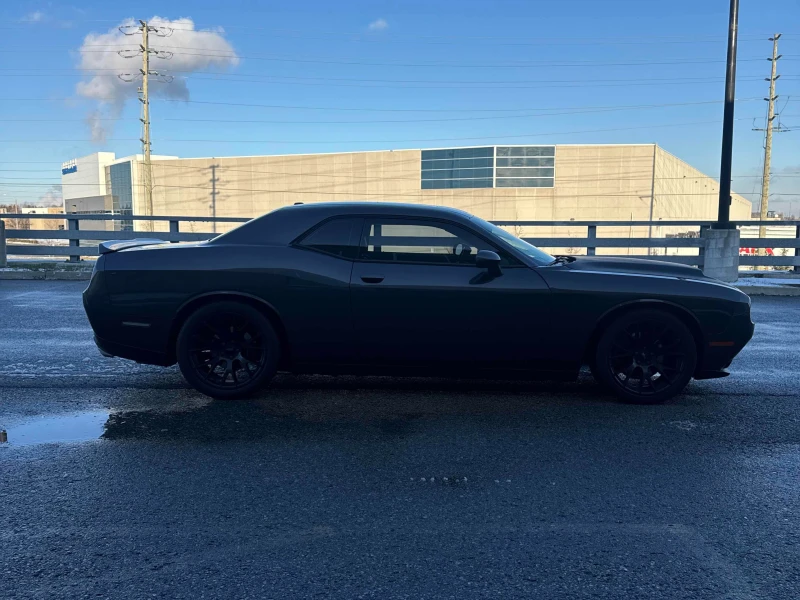 Dodge Challenger RT * * РЪЧКА * * CARFAX * * АВТО КРЕДИТ * * , снимка 3 - Автомобили и джипове - 52714960