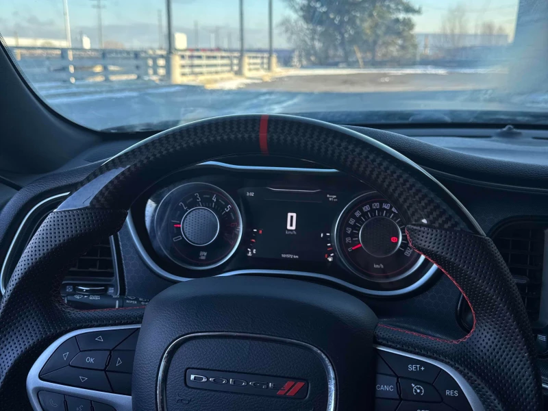 Dodge Challenger RT * * РЪЧКА * * CARFAX * * АВТО КРЕДИТ * * , снимка 9 - Автомобили и джипове - 52714960